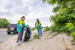 Kaiser Park and Beach Cleanup in Brooklyn