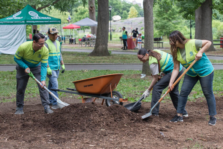 07.07.24 Crotona Park Cleanup BronxNy 02(featured)