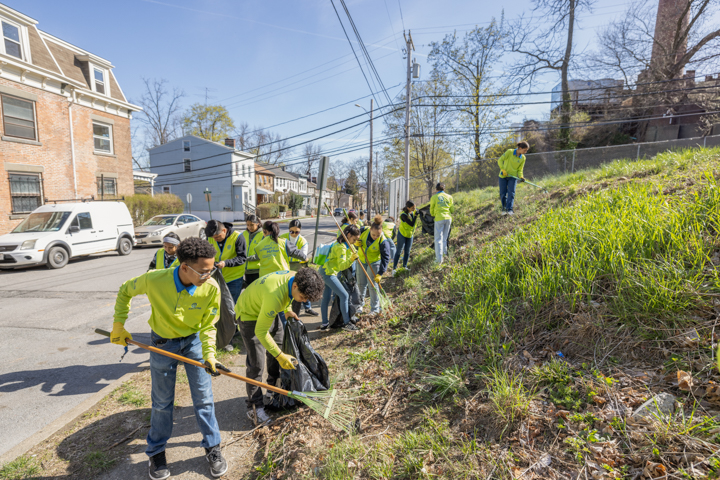 Asez Star Newburgh Cleanup 11