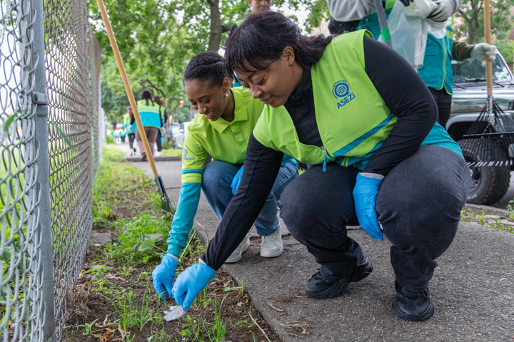 ASEZ WAO Bailey Avenue Cleanup in the Bronx 3