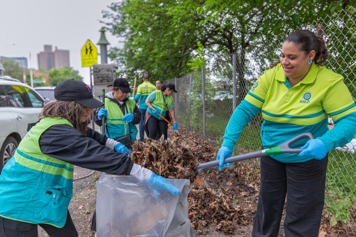 ASEZ WAO Bailey Avenue Cleanup in the Bronx 2